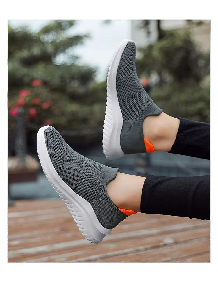 Light Sneakers UNISEX